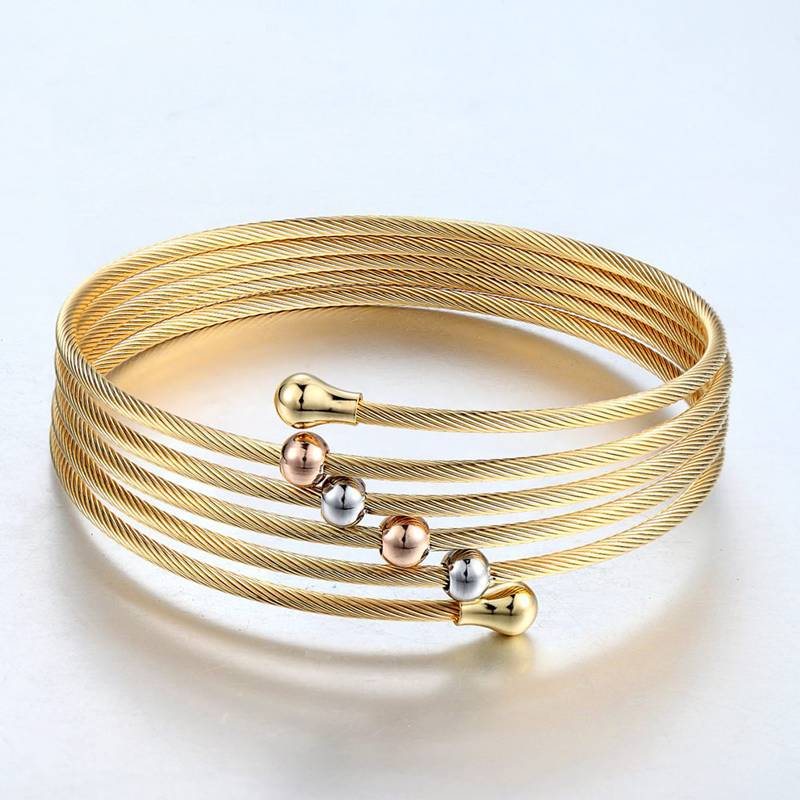LEXI – Twist Multilayer Wire Charm Bangle