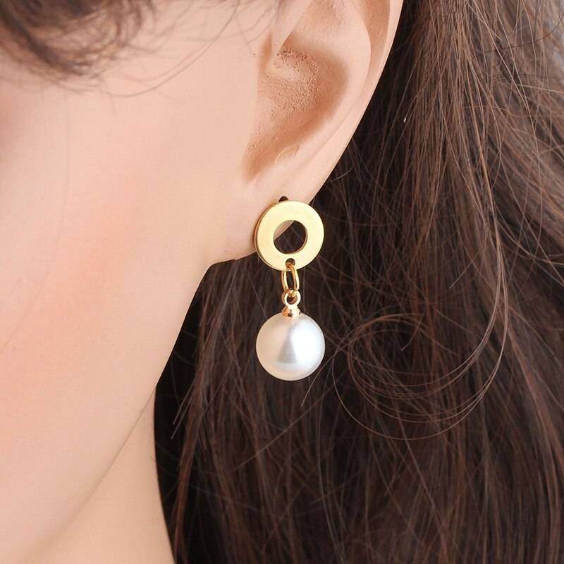 LEAH – Stylish Stainless Steel Pearl Earrings
