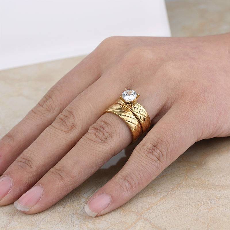 Trendy Gold Color Engagement Wedding Rings Set For Women Titanium Steel Band Ring Cut Cubic Zirconia Round Fashion Jewelry 2019
