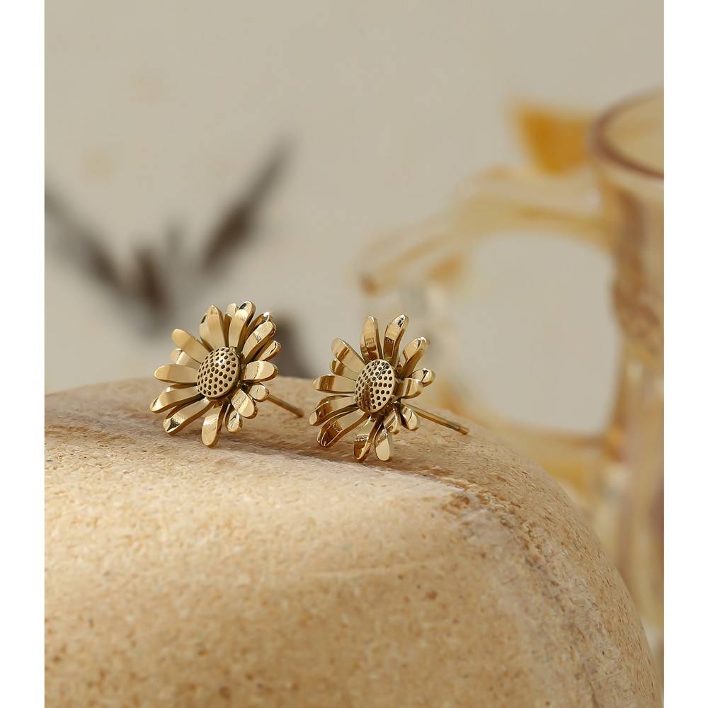 Yhpup Statement Metal Daisy Flower Stud Earrings Stainless Steel Gold Earrings Fashion Chic Jewelry Orecchini Donna бижутерия Uncategorized 8d255f28538fbae46aeae7: YH2165A Gold