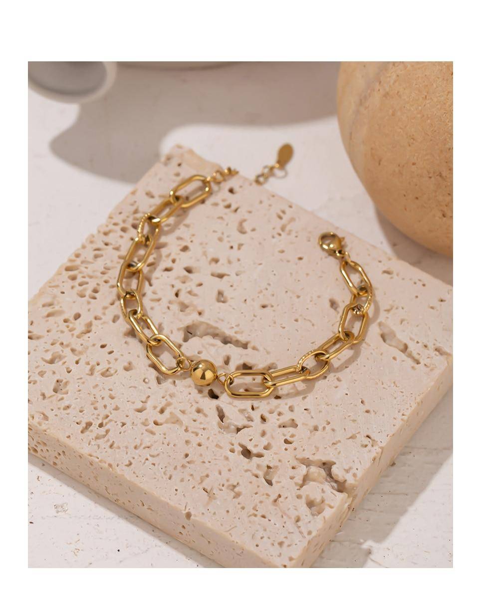 Classy Stainless Steel Golden Charm Bracelet – AIZA Bracelets 8d255f28538fbae46aeae7: YH555A Gold